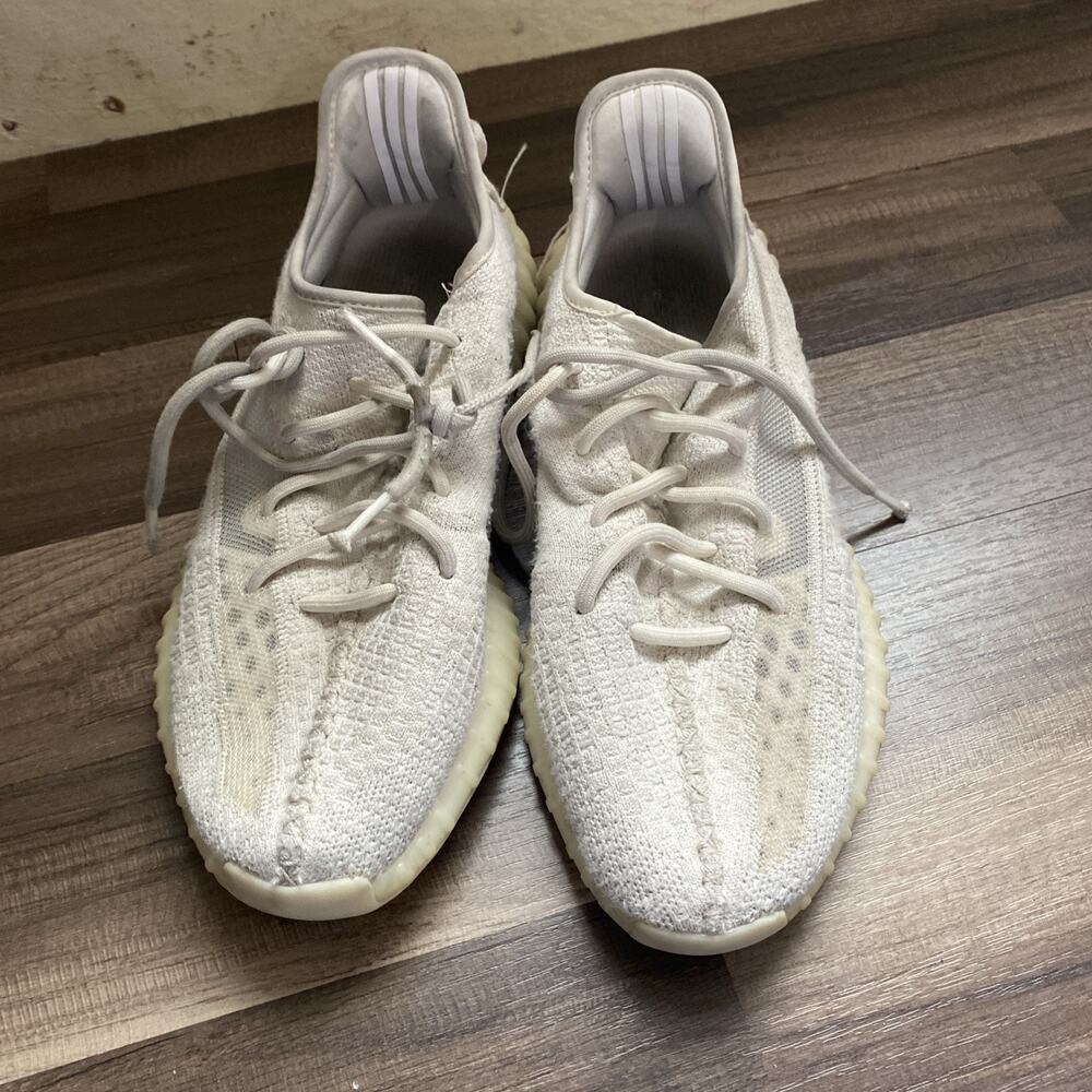 Size 11.5M - Adidas Yeezy Boost 350 V2 Bone